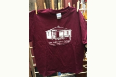 t_shirs_window1